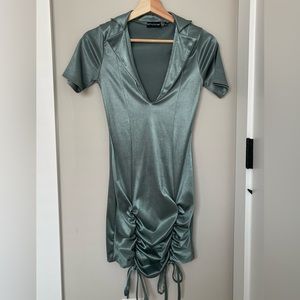 GREEN SATIN FRONT RUCHED DRESS